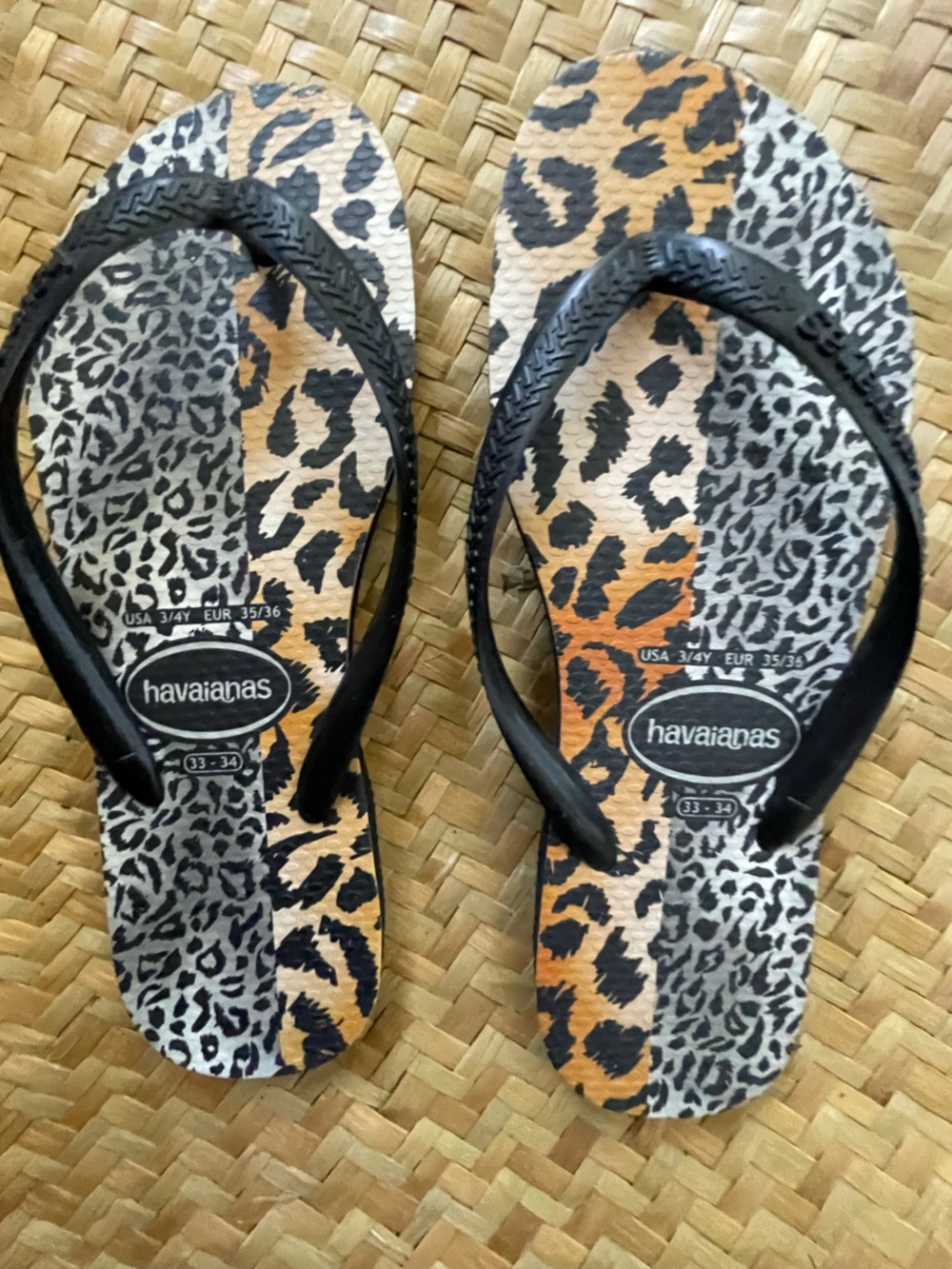 Havaianas Leopard / Animal Skin flip flops 3/4 year old